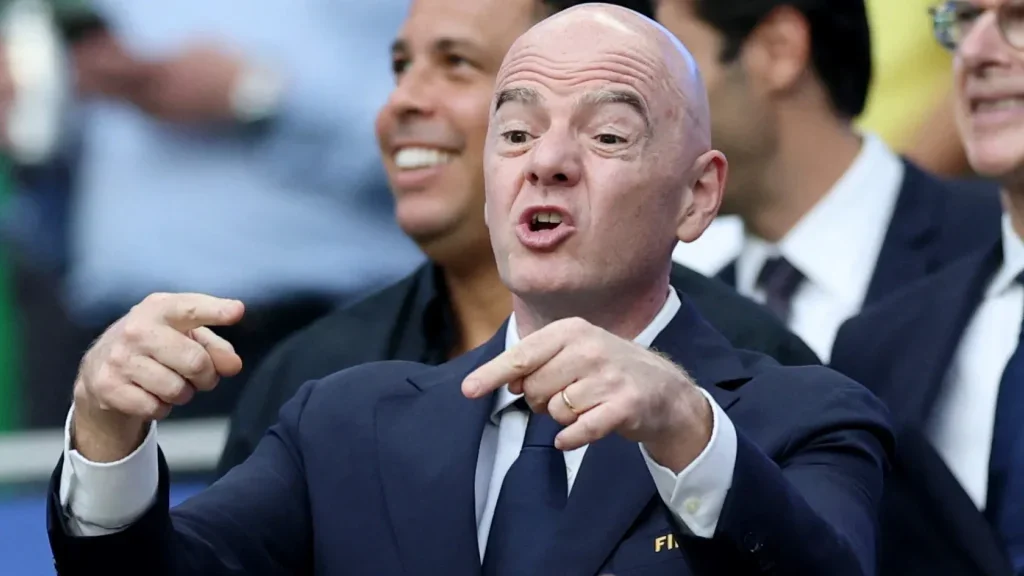 FIFA’dan ilk, futbolculara yüzük dağıtacak FIFA’dan ilk, futbolculara yüzük dağıtacak