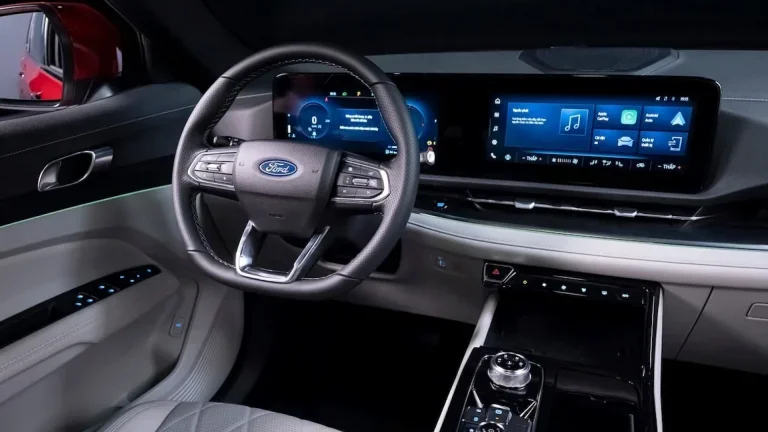 Ford’dan dev Apple hamlesi: Elektrikli araçlarda Google dönemi sona eriyor