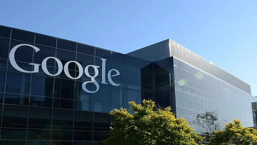 Google, kendi uygulama mağazasında üçüncü taraf uygulama mağazalarına izin vermeye hazırlanıyor
