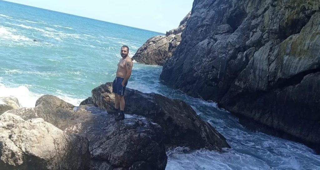 ‘Hey gidi Karadeniz’ paylaşımı sonrası girdiği denizde kayboldu ‘Hey gidi Karadeniz’ paylaşımı sonrası girdiği denizde kayboldu