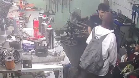İstanbul’da erkekleri taciz ettiği iddia edilen kadın gözaltına alındı
