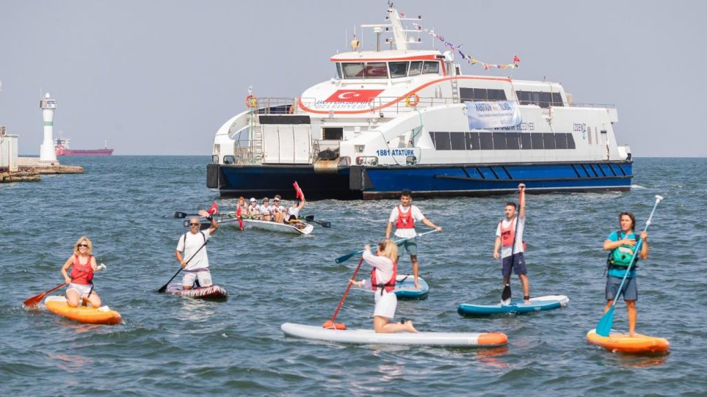 İzmir’de Kabotaj Bayramı coşkusu İzmir’de Kabotaj Bayramı coşkusu