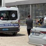 Kendisine 500 bin TL borcu olan emlakçıyı silahla vurdu