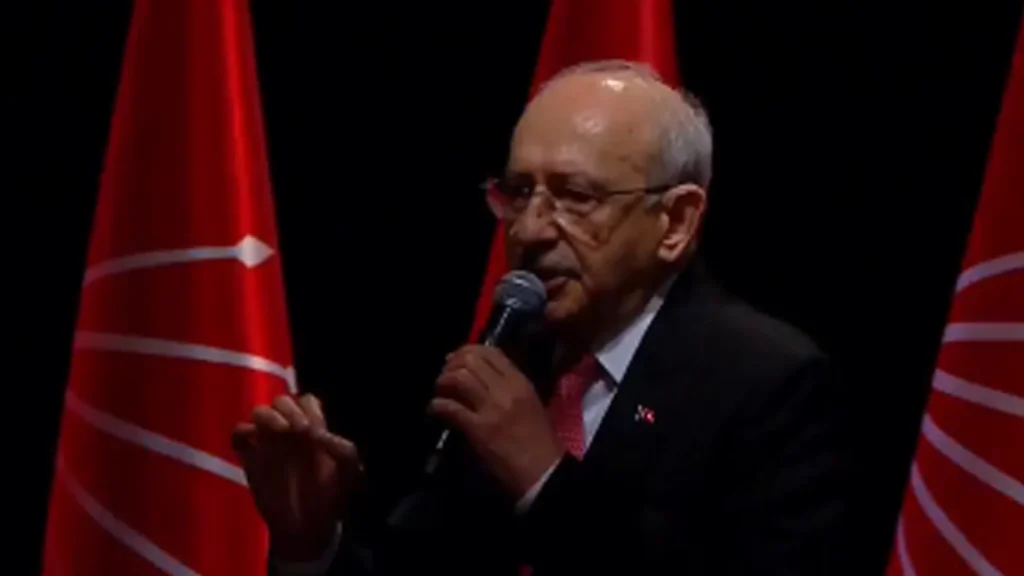 Kılıçdaroğlu: Özel’in partiden ayrılmasına gerek yok Kılıçdaroğlu: Özel’in partiden ayrılmasına gerek yok