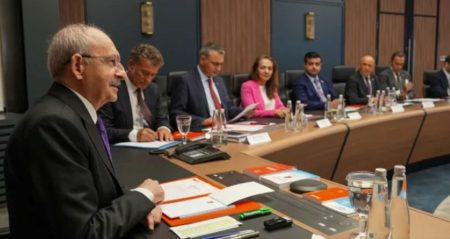 Kılıçdaroğlu yönetiminden yeni ihraç hamlesi! İşte hedefteki 4 isim… Kılıçdaroğlu yönetiminden yeni ihraç hamlesi! İşte hedefteki 4 isim…