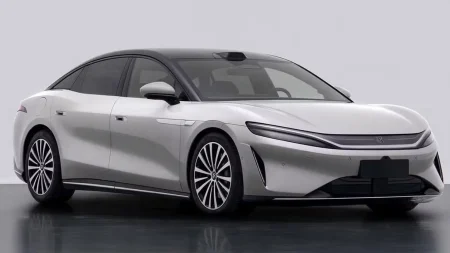 Mercedes S-Serisi’ne rakip BYD Da Han tanıtıldı Mercedes S-Serisi’ne rakip BYD Da Han tanıtıldı