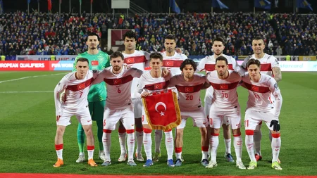 Milli yıldız İtalya yolcusu | Galatasaray stoperi aldı | Salah olmazsa Nakamura Milli yıldız İtalya yolcusu | Galatasaray stoperi aldı | Salah olmazsa Nakamura