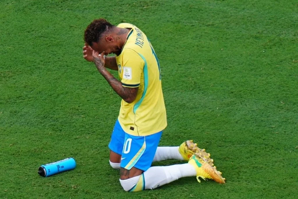 Norveç yenilgisinin ardından Neymar milli takım kariyerini noktaladığını açıkladı Norveç yenilgisinin ardından Neymar milli takım kariyerini noktaladığını açıkladı