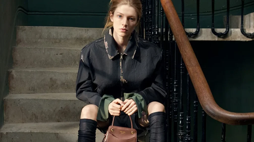 Prada’nın Simple Stories Kampanyasından Dior’un 2027 Pre-Fall Defilesinin Detaylarına Haftanın Moda Haberleri