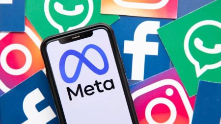 Reklam gelirleri yetmedi, Meta şimdi de bulut işine hazırlanıyor