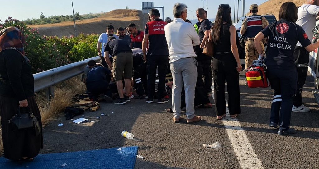 Şanlıurfa’da feci kaza: 2 kişi öldü Şanlıurfa’da feci kaza: 2 kişi öldü