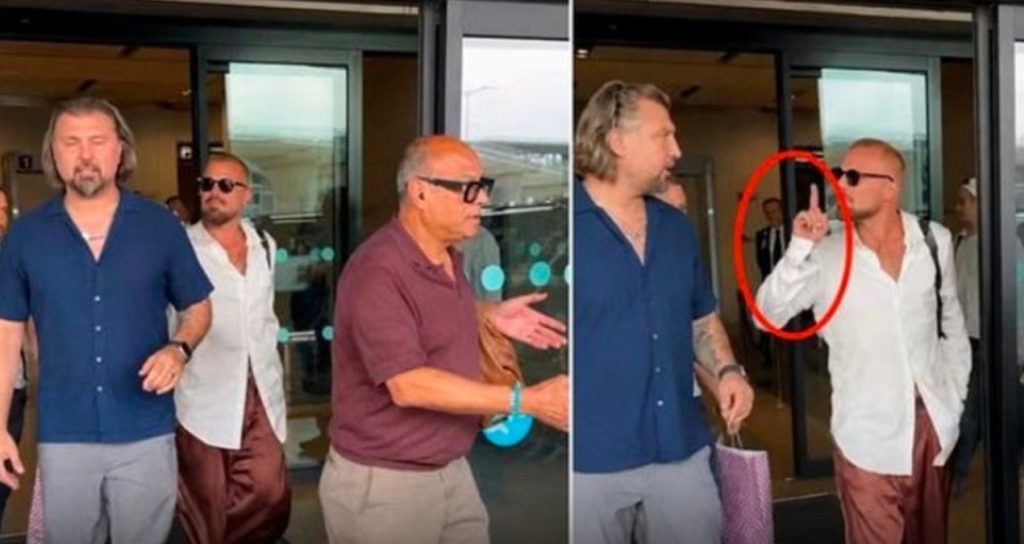 Ünlü şarkıcı Ricky Martin herkesin önünde korumasına tepki gösterdi Ünlü şarkıcı Ricky Martin herkesin önünde korumasına tepki gösterdi