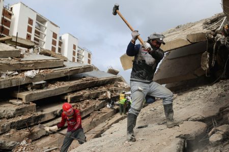 Venezuela’daki depremlerde hayatını kaybedenlerin sayısı 4 bin 118’e yükseldi Venezuela’daki depremlerde hayatını kaybedenlerin sayısı 4 bin 118’e yükseldi