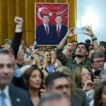 ‘Yeni Parti’ için düğmeye basıldı, resmen ilan edildi: İşte Özgür Özel’in yanında olan isimler!