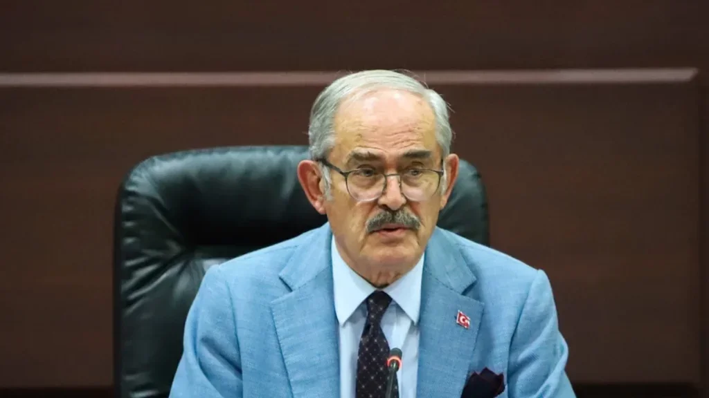 Yılmaz Büyükerşen de CHP’den istifa etti Yılmaz Büyükerşen de CHP’den istifa etti