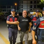 Yönetmen Ezel Akay gözaltına alındı
