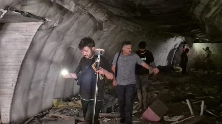 Zonguldak’ta bina yıkılınca gizli giriş ortaya çıktı, İkinci Dünya Savaşı’ndan kalma Zonguldak’ta bina yıkılınca gizli giriş ortaya çıktı, İkinci Dünya Savaşı’ndan kalma